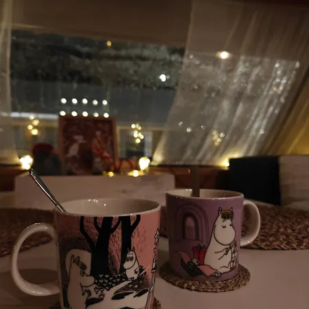 Cozy Caravan *