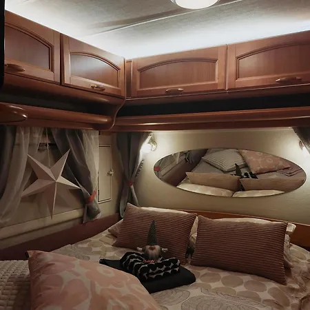Cozy Caravan